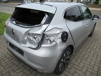 Renault Clio Tce 90 Techno  Climatronic HalfLeer Navi Camera AmbientLight picture 7