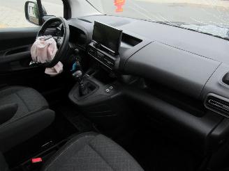 Opel Combo Combo Life 1.2T 22.800km 5-zits Airco Navi Camera CruiseControl VirtualCockpit picture 15