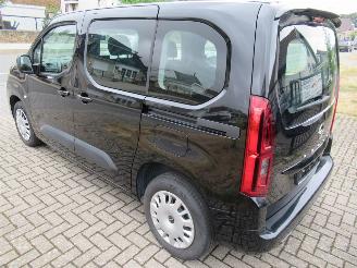 Opel Combo Combo Life 1.2T 22.800km 5-zits Airco Navi Camera CruiseControl VirtualCockpit picture 2