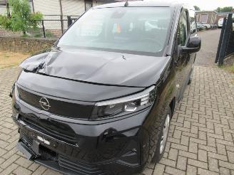 Opel Combo Combo Life 1.2T 22.800km 5-zits Airco Navi Camera CruiseControl VirtualCockpit picture 5