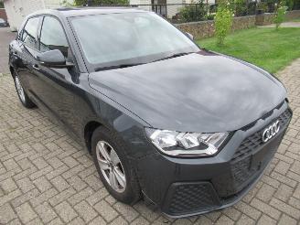 Audi A1 25TFSi SportBack 29.274km!! VirtualCockpit Airco FrontAssist CruiseControl Pdc Android-Auto Navi-Voorbereid picture 4
