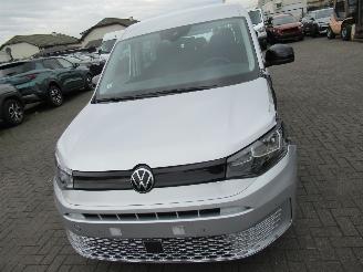 Volkswagen Caddy maxi 2.0TDI  7-Zits  iQ-Drive Climatronic Camera Navi>Android of Carplay CruiseControl Front Assist Pdc.... picture 10