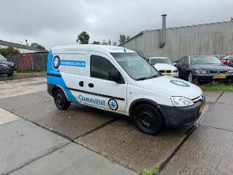 Opel Combo 1.3 CDTI AIRCO picture 2
