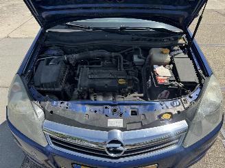 Opel Astra 1.4 Wagon picture 9