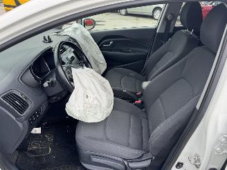 Kia Rio 1.2 CVVT ExecutiveLine picture 5