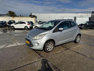 uszkodzony samochody osobowe Ford Ka 1.2 TREND 2009/2