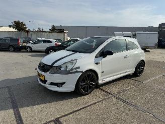 krockskadad bil auto Opel Corsa 1.4 16v Edition 2009/4