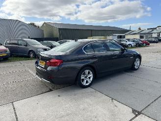 BMW 5-serie 520i High Exe sedan picture 3