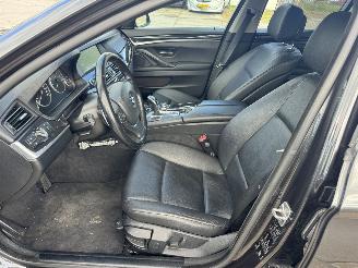 BMW 5-serie 520i High Exe sedan picture 5