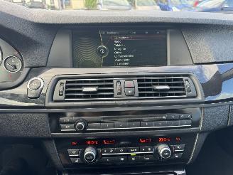 BMW 5-serie 520i High Exe sedan picture 8