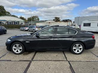 BMW 5-serie 520i High Exe sedan picture 18