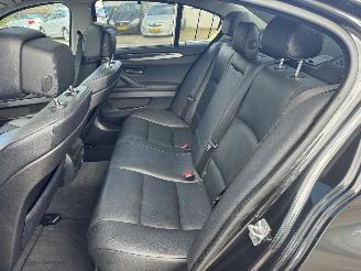BMW 5-serie 520i High Exe sedan picture 16