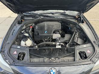BMW 5-serie 520i High Exe sedan picture 12