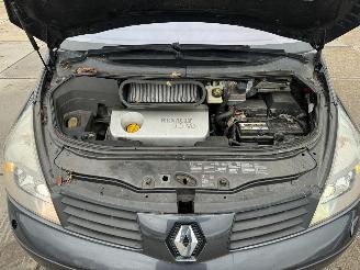 Renault Espace 3.5 V6 INITIALE picture 12