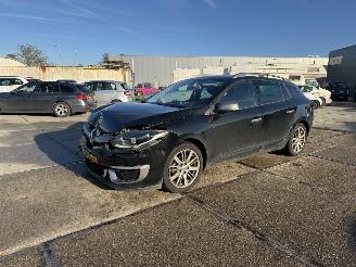 Coche accidentado Renault Mégane Grandtour 1.6 DCI GT-Line 2015/11