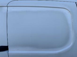 Peugeot Partner 1.6 e-HDI XT Profit picture 14