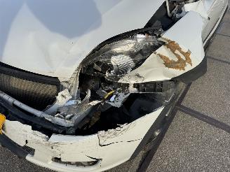 Suzuki Swift 1.3 Limited 5 drs picture 14