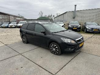Ford Focus 1.6 Wagon picture 2