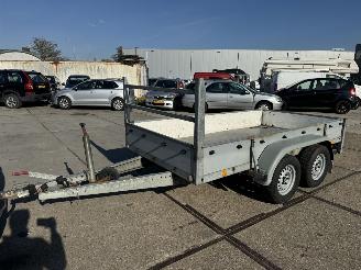 krockskadad bil aanhanger Atec   2006/7