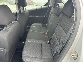 Peugeot 207 1.4 VTI Urban Move picture 6