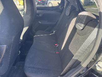 Peugeot 108 1.0 e-VTI ALLURE picture 19