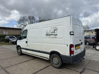 Renault Master T35 2.5 DCI  L2 H2 picture 4
