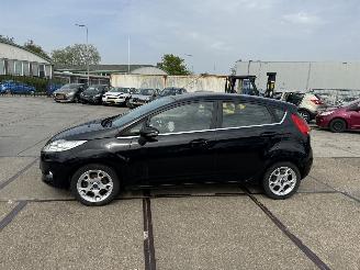 Ford Fiesta 1.25 Titanium picture 22