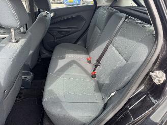 Ford Fiesta 1.25 Titanium picture 12