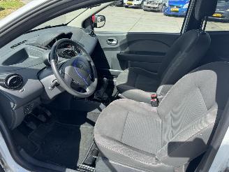 Renault Twingo 1.5 DCI Dynamique picture 5