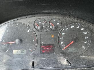 Volkswagen Transporter 2.5 TDI picture 9