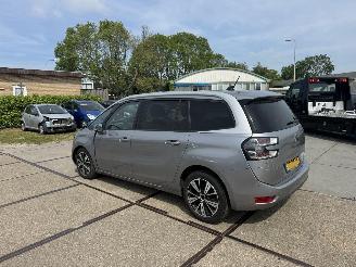 Citroën Grand C4 Picasso 1.2 Pure tech Business picture 4