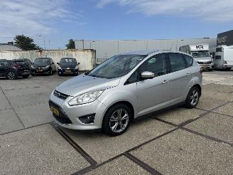 Damaged car Ford C-Max 1.0 Edition 2015/1