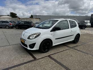 Schadeauto Renault Twingo 1.2 16v Collection 2011/5
