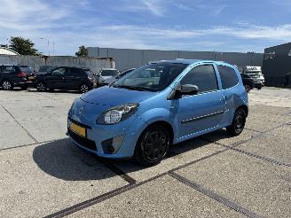 Unfallwagen Renault Twingo 1.216v Collection 2011/9