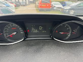 Peugeot 308 1.6 THP Allure picture 8