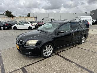 Unfallwagen Toyota Avensis 2.0 VVTi WAGON 2006/9