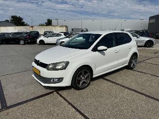 uszkodzony samochody osobowe Volkswagen Polo 1.2 Easy line 2011/3