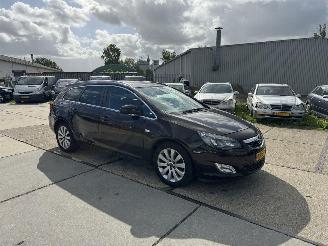Opel Astra 1.7 CDTI  Sports Tourer picture 2