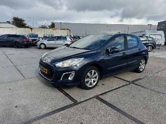 Voiture accidenté Peugeot 308 1.6 VTI Active 2012/2