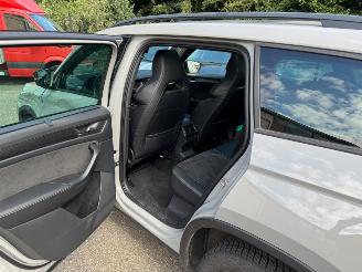 Skoda Kodiaq Sportline 2.0  4x4 WD 190pk Pano led kuipstoelen Leder picture 18