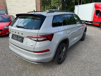 Skoda Kodiaq Sportline 2.0  4x4 WD 190pk Pano led kuipstoelen Leder picture 3