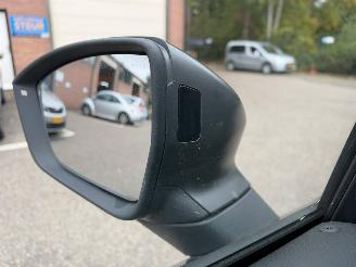Seat Ateca FR 1.5 150PK automaat LEDER LED DODEHOEK KEYLESS ENTRY & GO picture 33