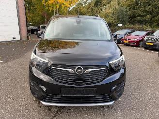 Vaurioauto  passenger cars Opel Combo Life E Ultimate 2023/3