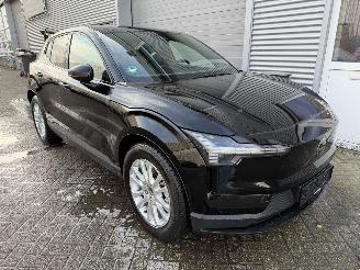 Volvo EX30 EX30 Single Motor Extended Range picture 5