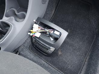 Toyota Aygo 5 deurs + Airco picture 9