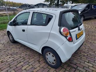 Chevrolet Spark 1.0 4 cilinder LPG 5 deurs picture 4