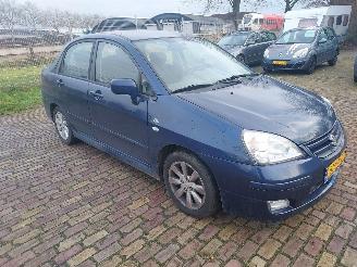 Schadeauto Suzuki Liana 1.6 Airco + Apk 2004/3