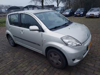 Schadeauto Daihatsu Sirion 1.0 5 Deurs 2008/2