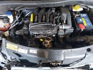 Peugeot 208 1.2 i  5 deurs euro 5 picture 12