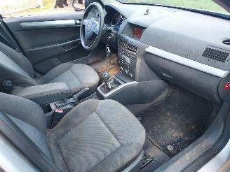 Opel Astra 1.6 + Apk VASTE PRIJS  550 euro picture 7